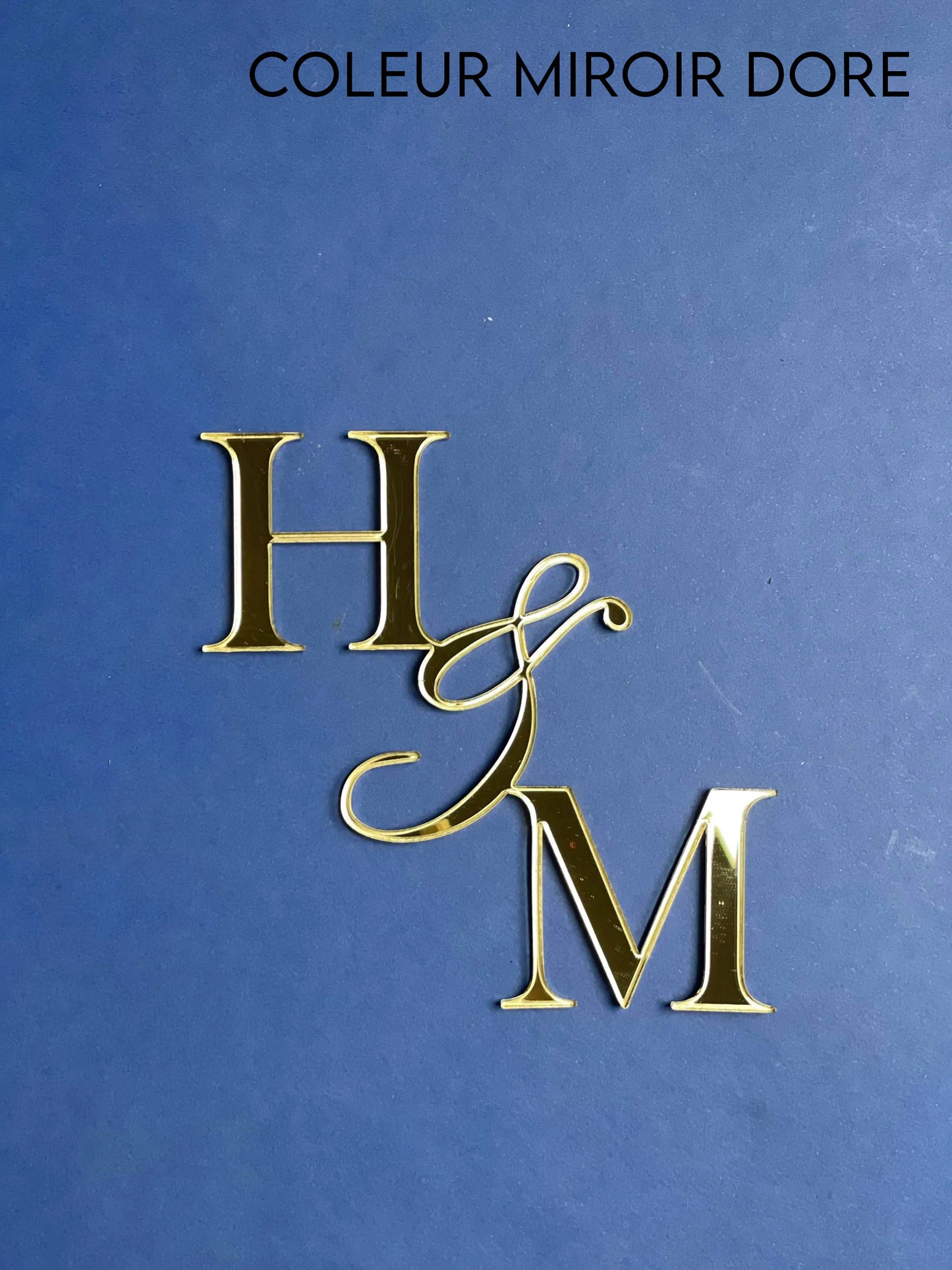 Face topper Initiales