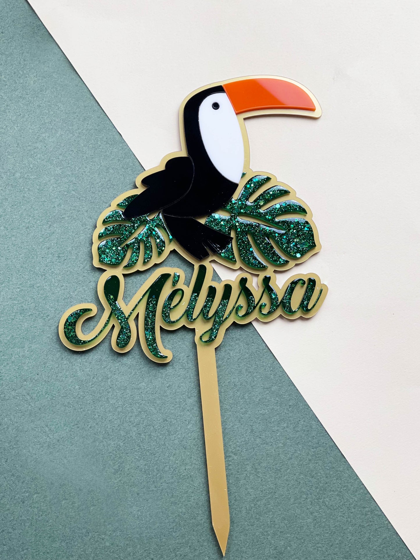 Cake topper Toucan