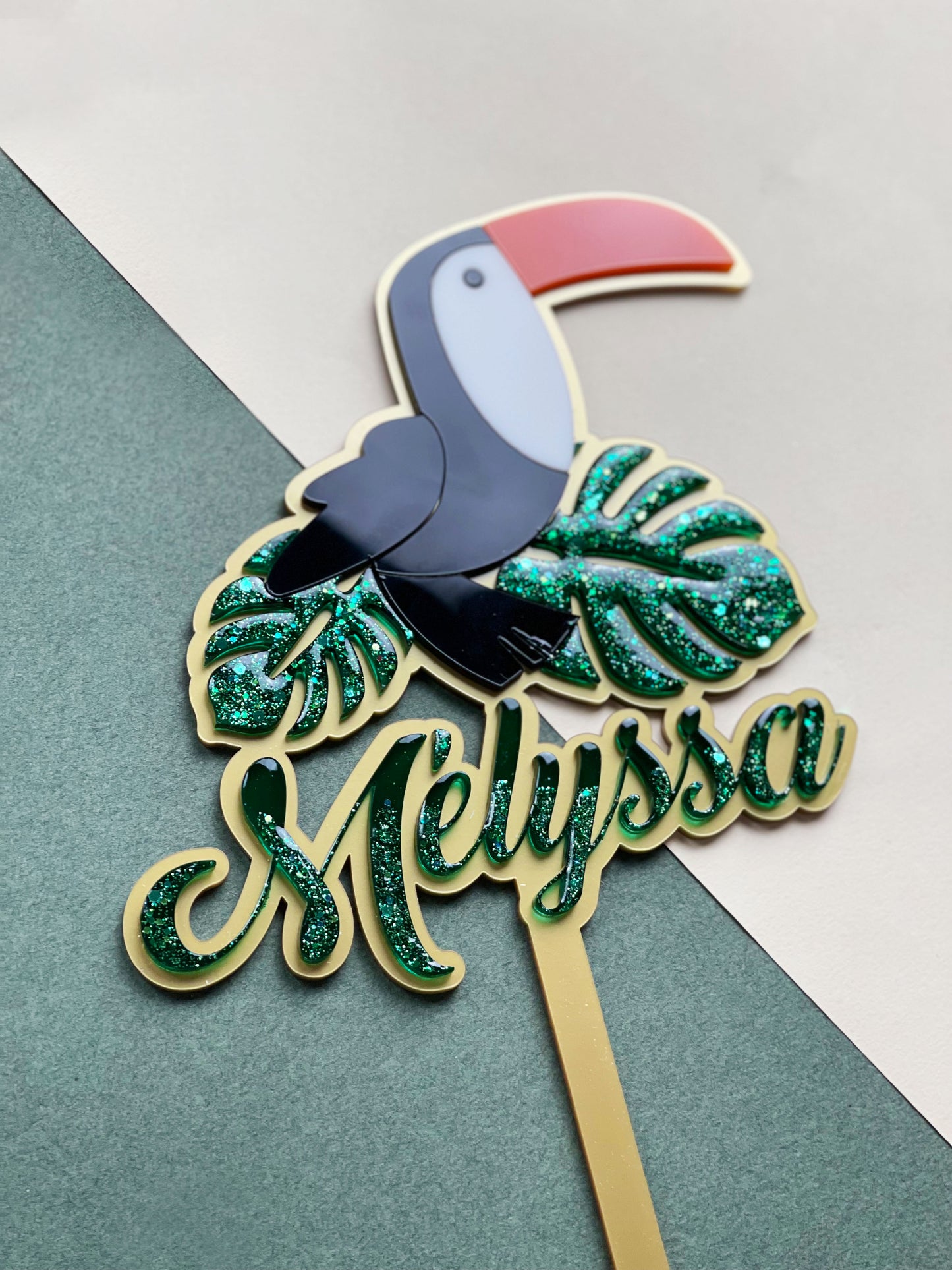 Cake topper Toucan